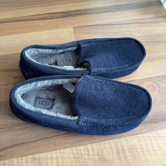 UGG Men's Ascot Wool Slippers Loafer Dark‎ Sapphire Blue 1103890 New Size 9 - Picture 1 of 6